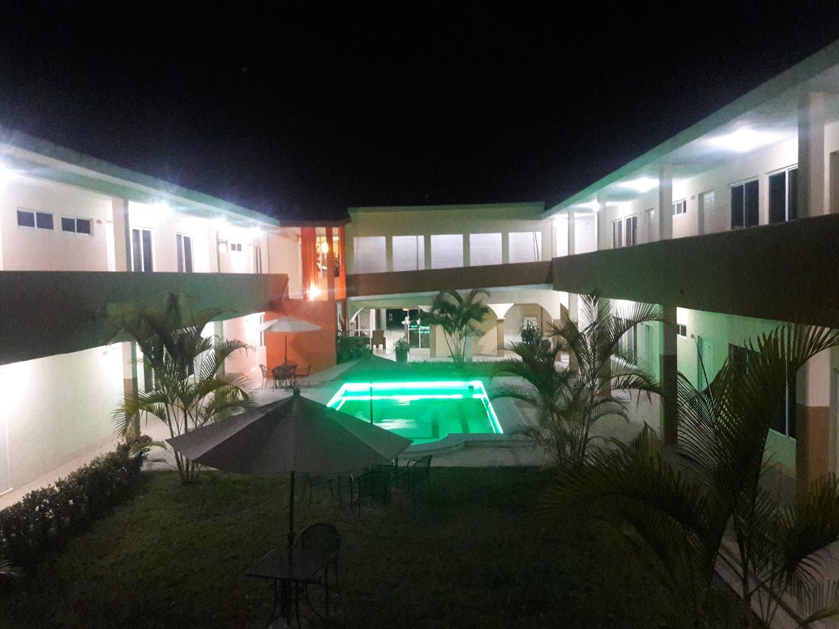 Hotel Vista Verde Huichihuayán Buitenkant foto